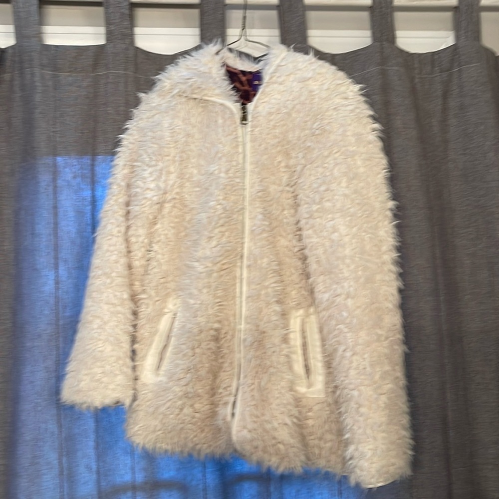 Women’s Madden Girl Off White Jacket, Size Medium